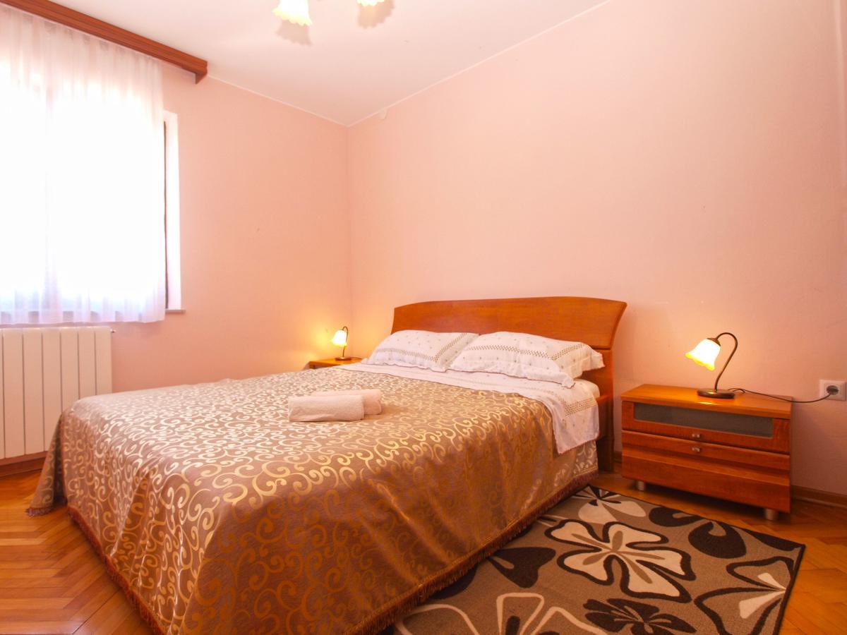 Apartments Mirjana 1655 Kanfanar Exterior foto